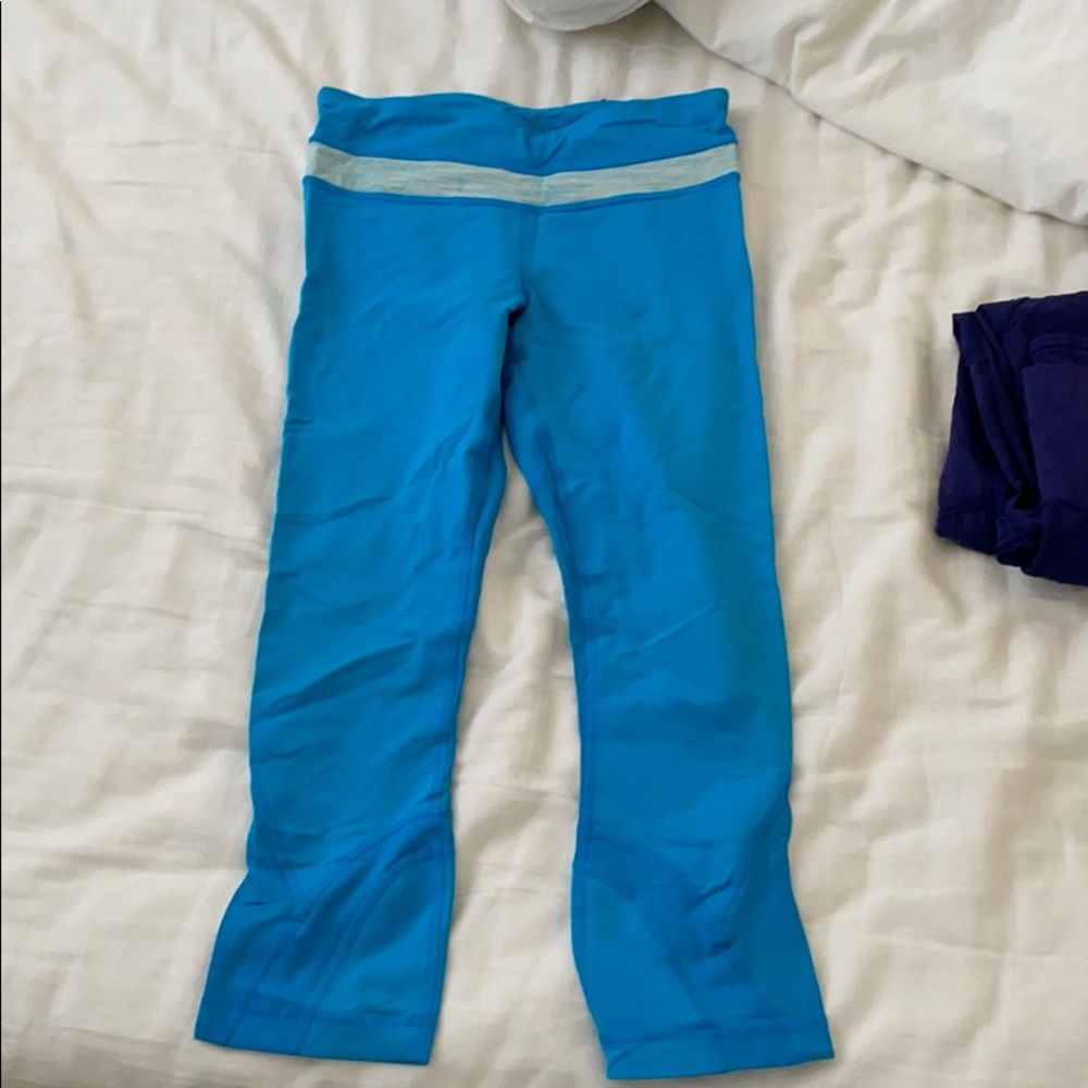 Lululemon run inspire leggings aqua blue size 4!
